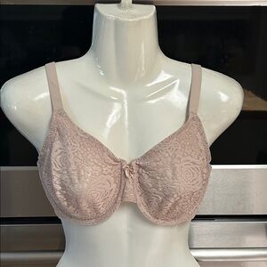 Wacoal Lace Underwire Minimizer Bra